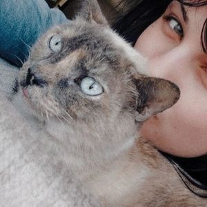 Meet your Posher, Serelle